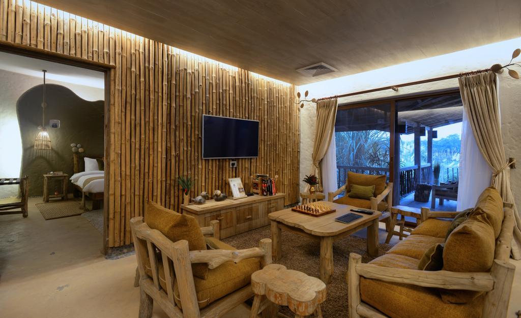Barahi Jungle Lodge Meghauli Ngoại thất bức ảnh