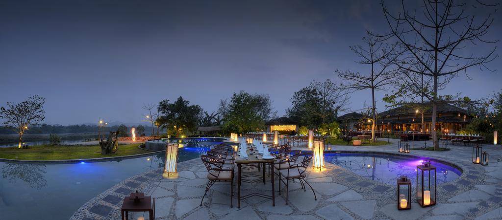 Barahi Jungle Lodge Meghauli Ngoại thất bức ảnh