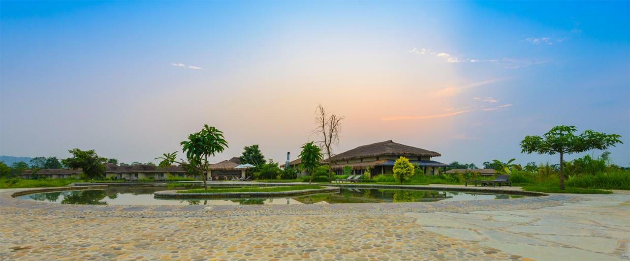 Barahi Jungle Lodge Meghauli Ngoại thất bức ảnh