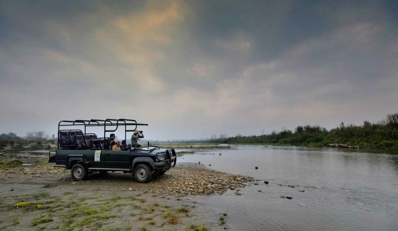 Barahi Jungle Lodge Meghauli Ngoại thất bức ảnh