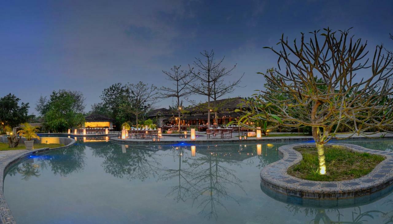 Barahi Jungle Lodge Meghauli Ngoại thất bức ảnh